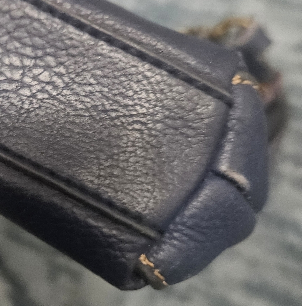 The Sak Navy Blue Leather Crossbody Bag with fabric strap! - Picture 5 of 8